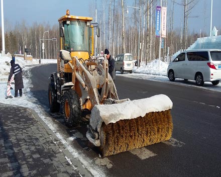 新疆掃雪車
